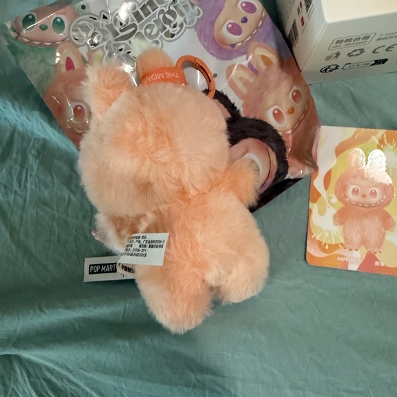 Labubu - Picture 3 of 3